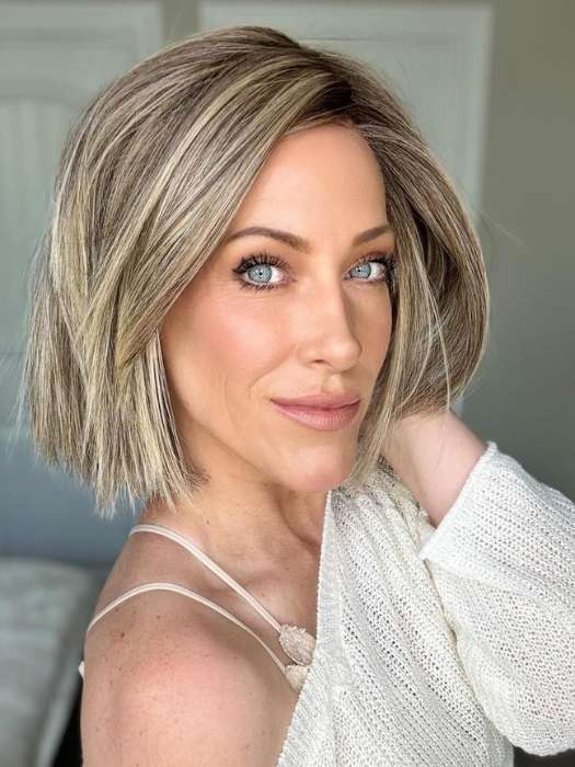 Lia II | Synthetic Lace Front Wig (Mono Part) - Image 4