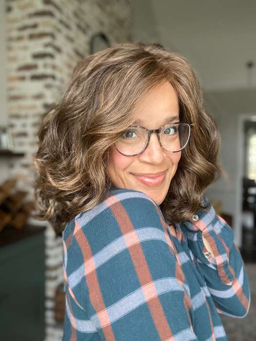 Radiant Beauty | Synthetic Lace Front Wig (Mono Part) - Image 2
