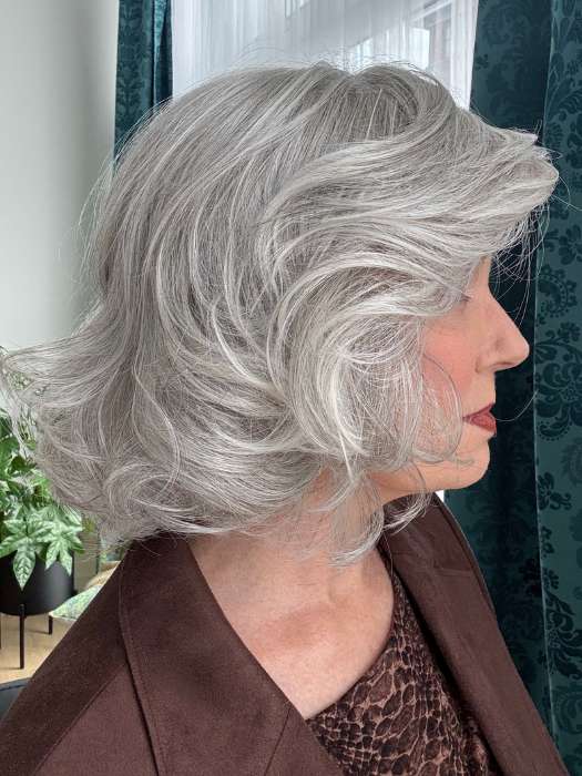 Crowd Pleaser | HF Synthetic Lace Front Wig (Mono Part) - Image 10