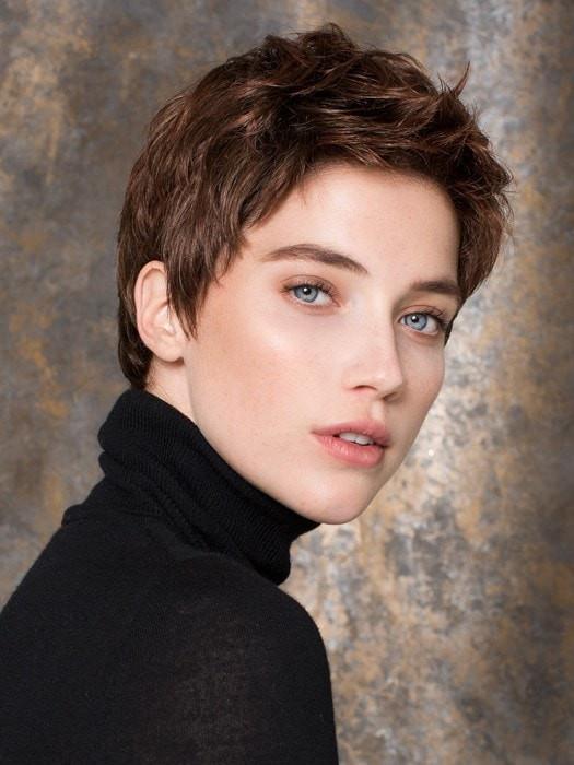 Risk Comfort | Short Synthetic Lace Front Wig - Image 6